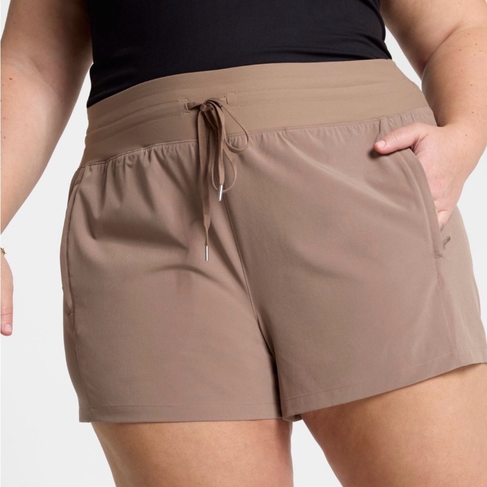 Calia Women's Tan Casual Shorts NWT - Picture 3 of 8